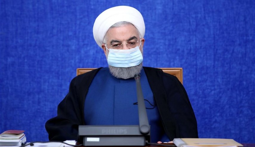 روحاني يدشّن عددا من المشاريع الوطنية البتروكيمياوية جنوبي البلاد