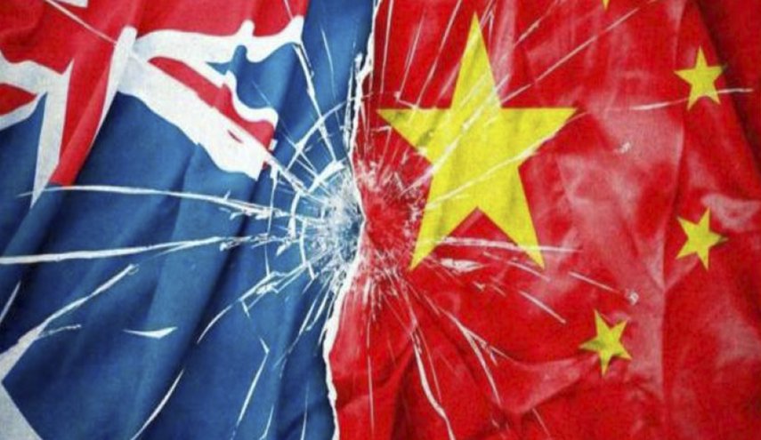 الصين تحاكم كاتب أسترالي بتهمة التجسس
