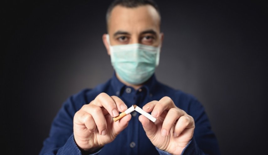 دراسة: التدخين يؤدي إلى تفاقم أعراض كورونا وصعوبة في عملية الاستشفاء