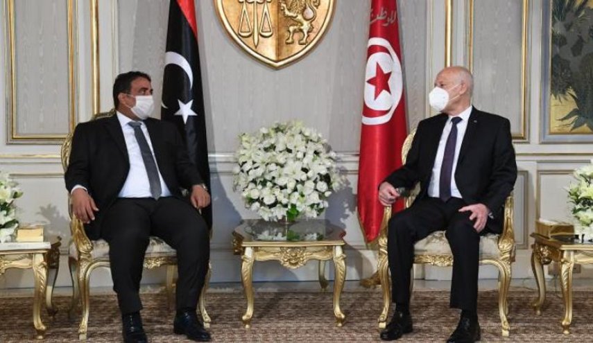 رئيس المجلس الليبي يؤكد للرئيس التونسي أهمية التعاون الامني بين البلدين