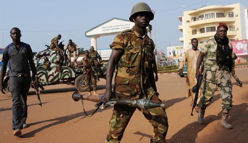 جيش أفريقيا الوسطى يهاجم الاراضي التشادية.. والحكومة تندد