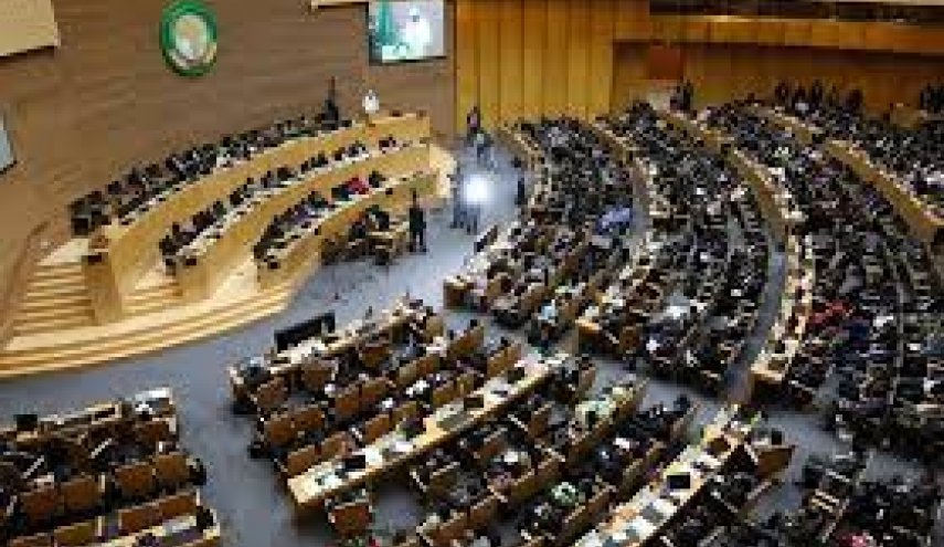 الاتحاد الأفريقي يعلق عضوية مالي بعد الانقلاب العسكري فيها