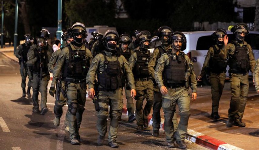 قوات الاحتلال تعتقل العشرات في الضفة والقدس 