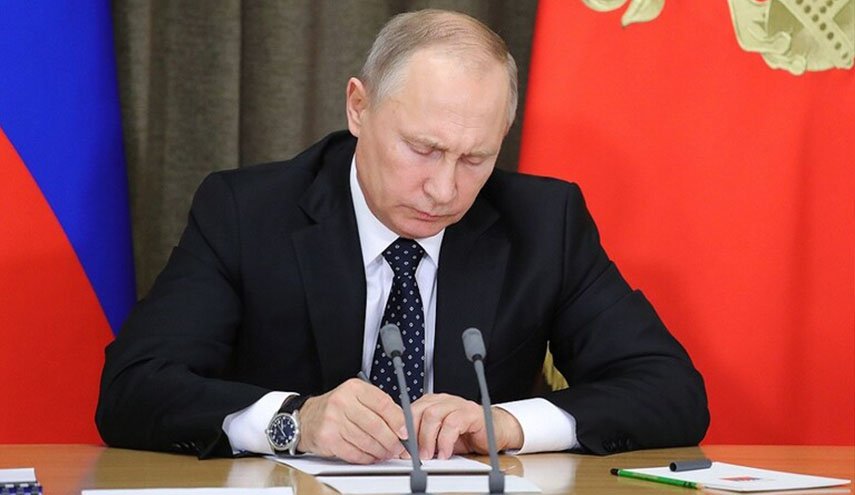 بوتين يوقع على قانون انسحاب روسيا من معاهدة 'الاجواء المفتوحة'