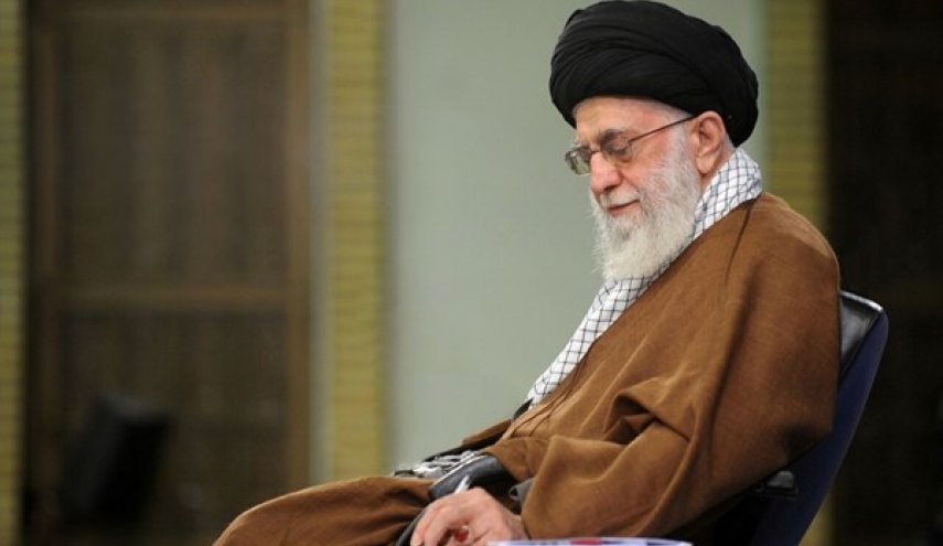 قائد الثورة الاسلامية يعزي بوفاة حجة الاسلام محتشمي بور