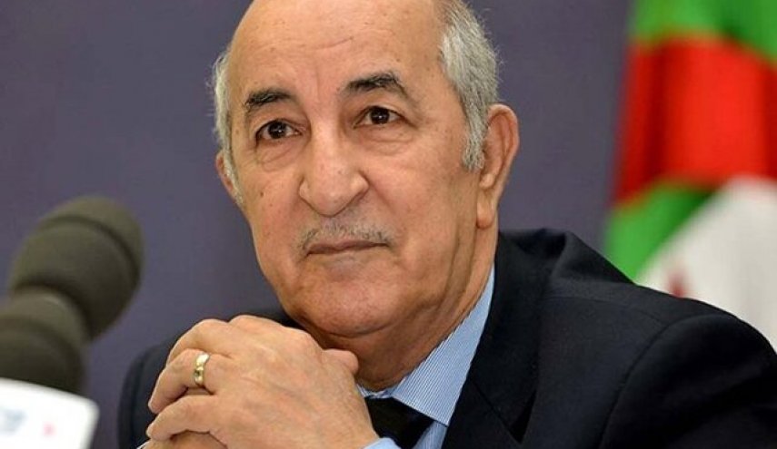 الرئيس الجزائري يشرع غدا بمشاورات سياسية لتشكيل الحكومة