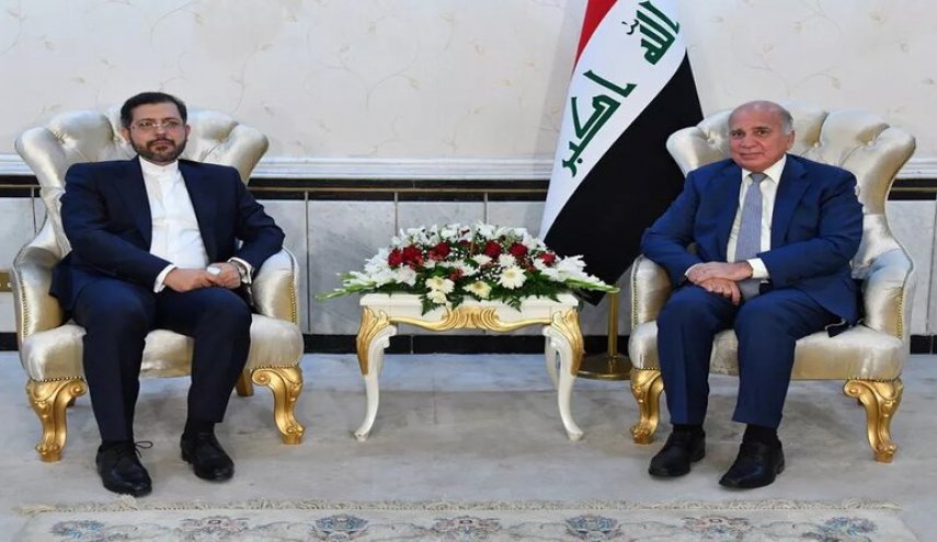 وزير الخارجية العراقي يستقبل متحدث الخارجية الإيرانية في بغداد