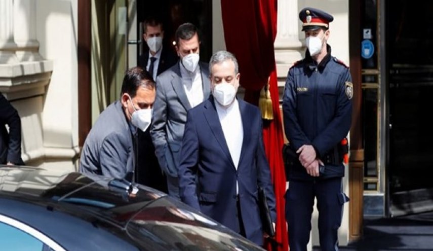 مساعد وزير الخارجية الايراني يصل فيينا