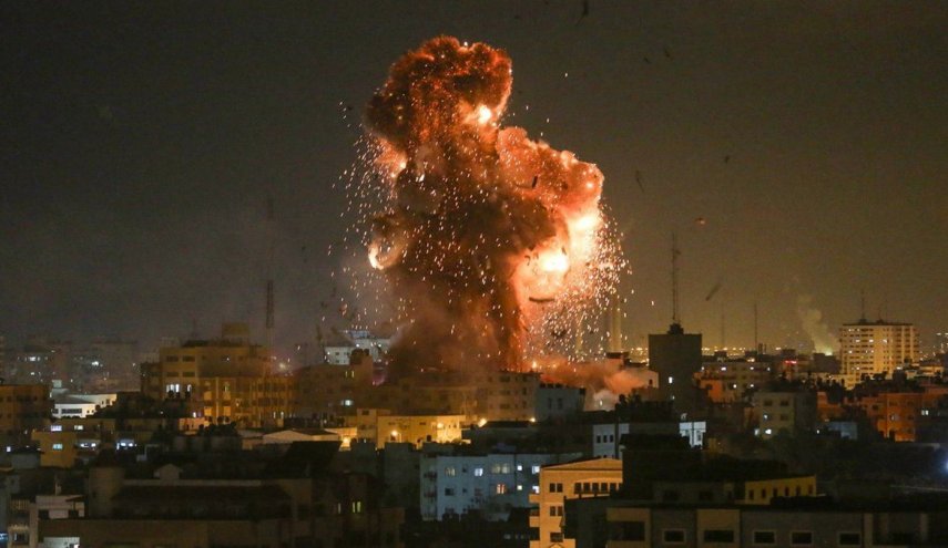 أول تعقيب من حماس على القصف الإسرائيلي في غزة
