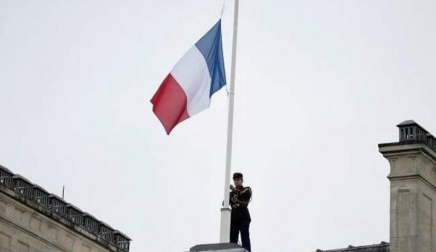 فرنسا ترفض منح جنسيتها لسوري لسبب غريب جدا!