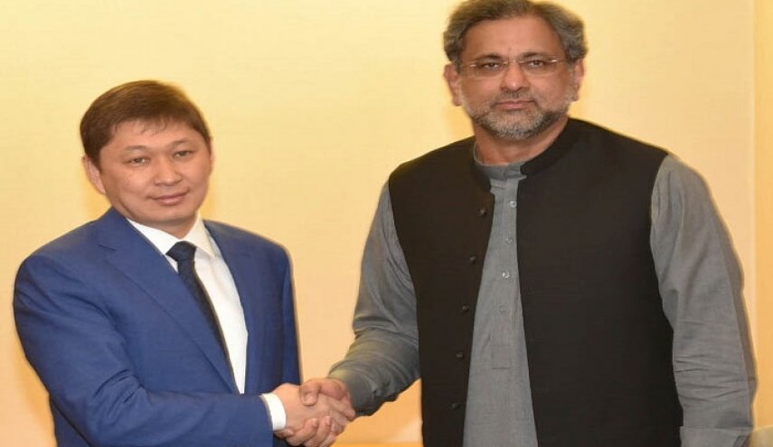 اتفاق بين 'باكستان وقرغيزستان' على تعزيز العلاقات الثنائية 
