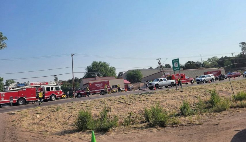 سائق شاحنة يصدم راكبي دراجات في سباق بأريزونا وإصابة 6 أشخاص