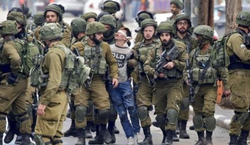 الاحتلال يعتقل 6 فلسطينيين بينهم والدا شهيد في طولكرم