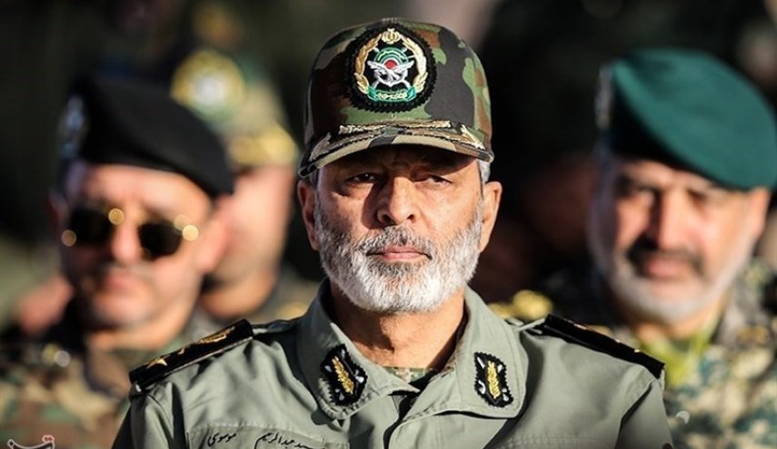 امیر موسوی: حضور ناوگروه ارتش در اقیانوس اطلس موجب وحشت دشمنان شده است