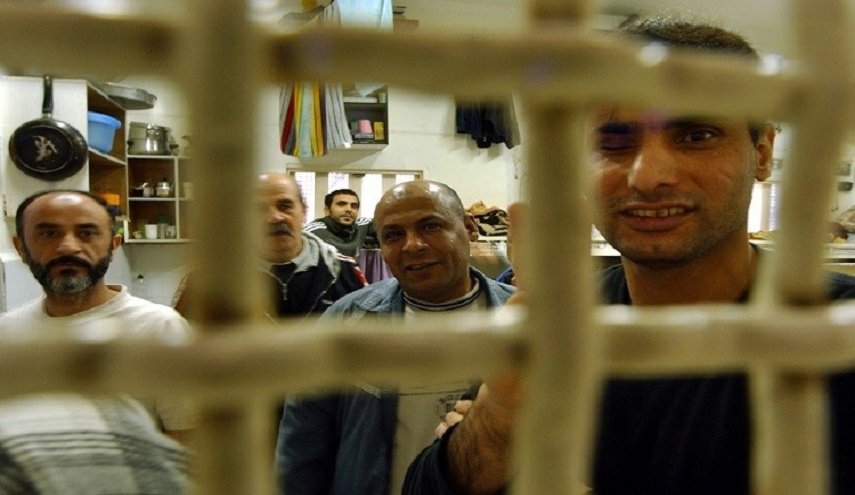 رفضا لـ'الاعتقال الإداري'.. 5 أسرى فلسطينيون ينضمون للإضراب عن الطعام 