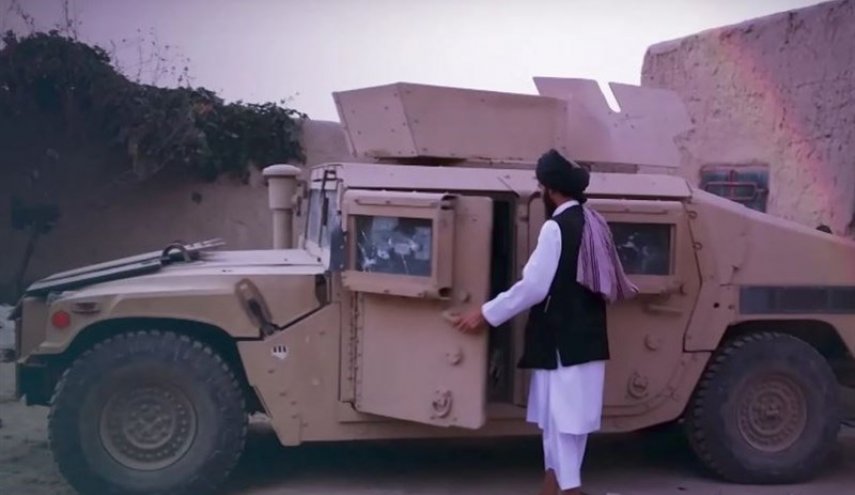 «فوربس»: طالبان حدود ۷۰۰ خودروی نظامی را در ماه اخیر غنیمت گرفته است
