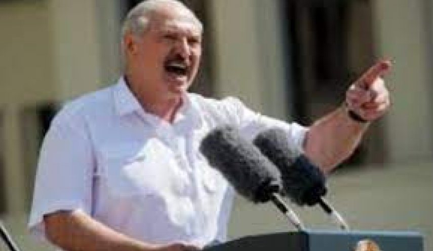 رئيس بيلاروسيا يهدد بإغراق أوروبا بالمهاجرين