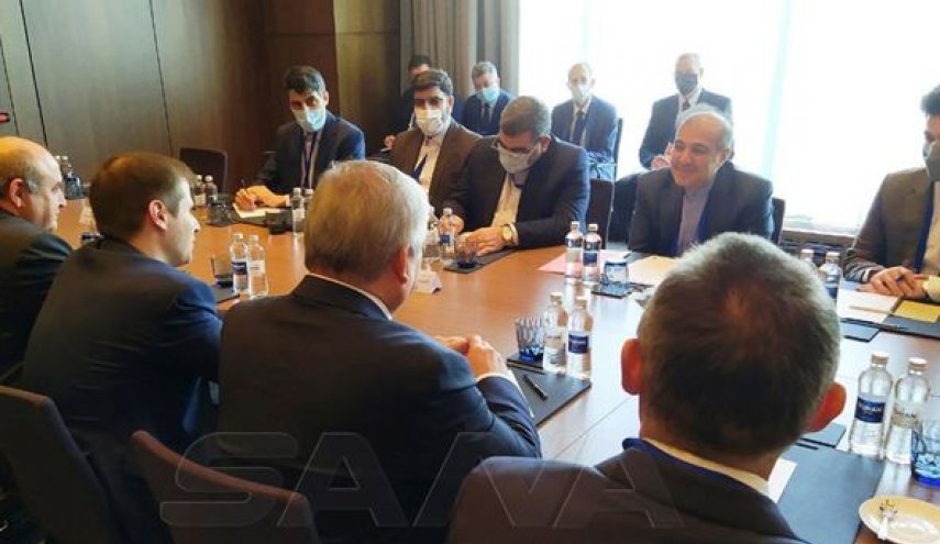 لقاء بين الوفدين الروسي و الايراني في إطار الاجتماع الـ 16 بصيغة أستانا حول سورية