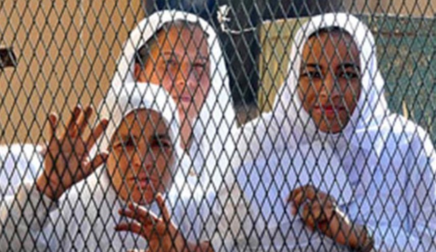 تفاصيل مروعة لانتهاكات جنسية بحق معتقلات مصريات