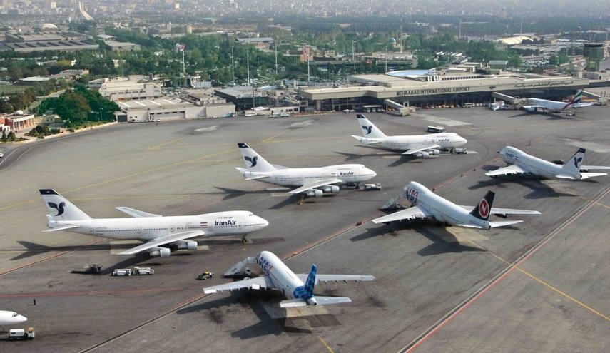 هبوط طائرة ركاب ايرانية في مطار هاشمي نجاد اثناء رحلتها إلى طشقند