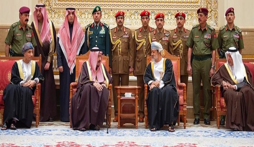 ورود سلطان عمان به عربستان  