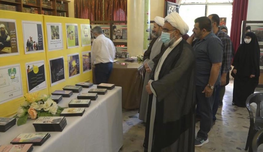 لبنان: معرض صور وأحاديث وكتب بمناسبة أسبوع الأسرة في مركز الإمام الخميني