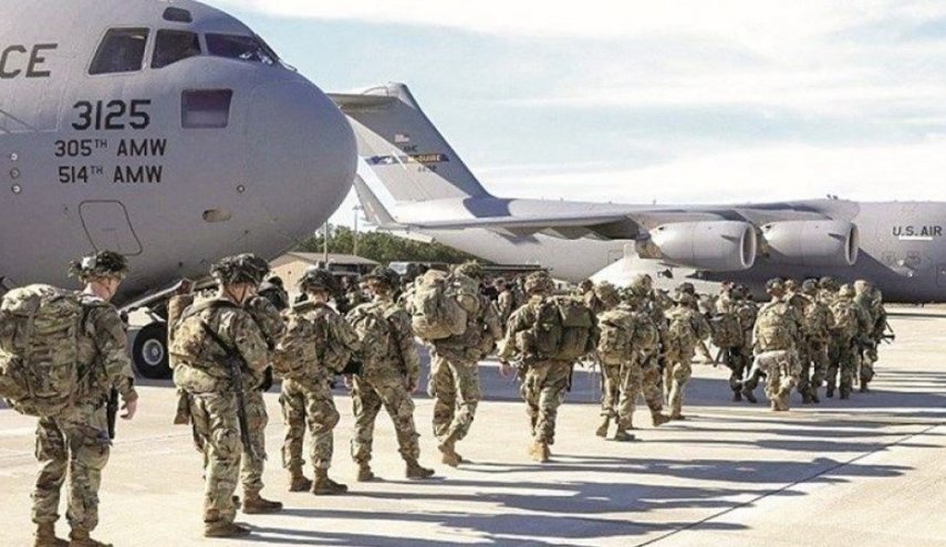 عطوان: فرار خفت باری در انتظار نظامیان آمریکا در عراق و سوریه است