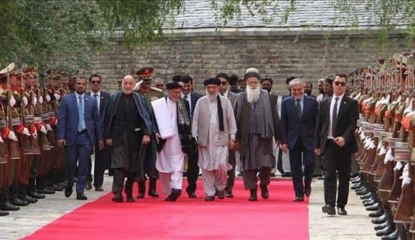 غنی و عبدالله برای مذاکرات با طالبان به دوحه می‌روند