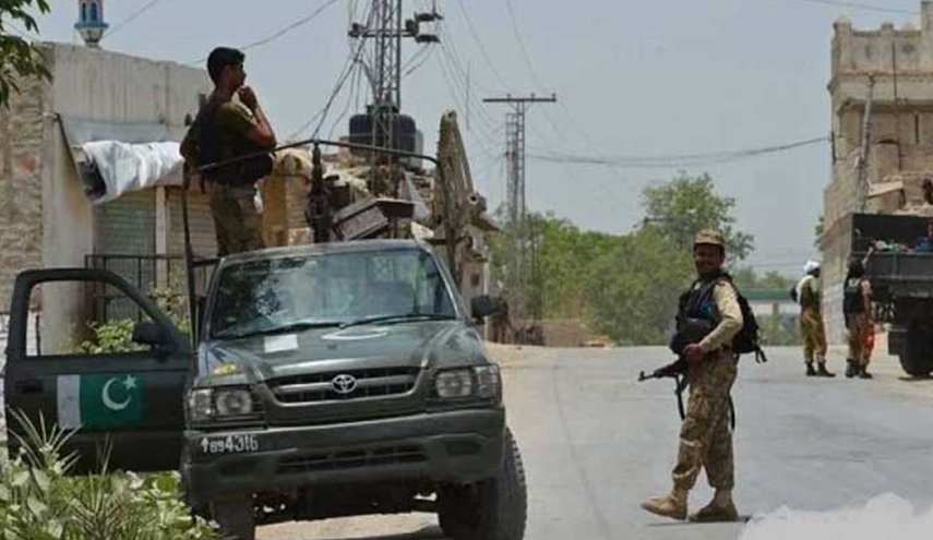 مقتل جنديين وإصابة 3 في انفجار بجنوب غرب باكستان