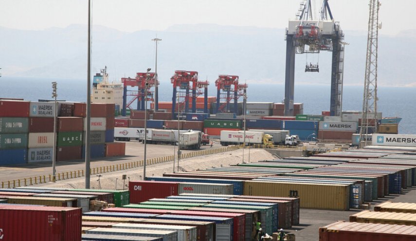 الأردن يتعاقد مع شركات كبرى بدمشق لاستيراد بضائع عبر ميناء العقبة