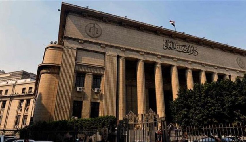 محکمة مصرية تقرر تأجيل محاكمة صهر حسني مبارك وآخرين في قضية فساد