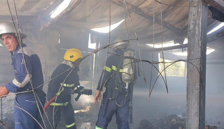 بالصور.. اندلاع حريق داخل مولدات كهربائية في بغداد