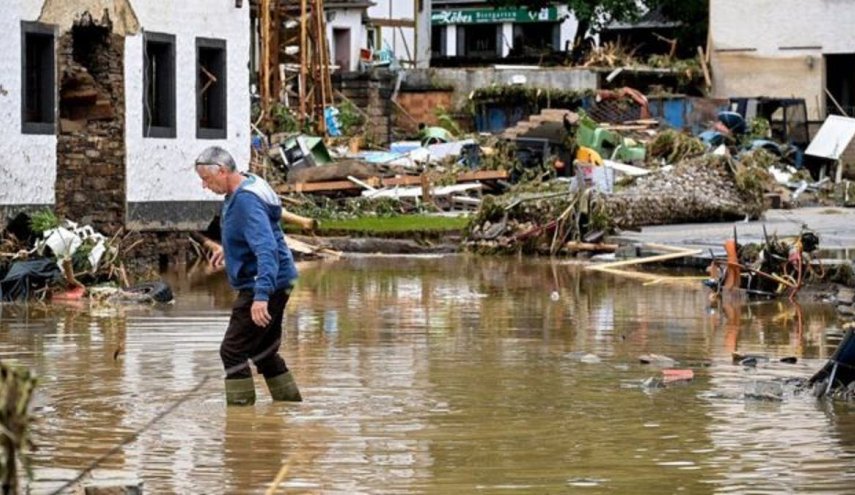 قتلى الفيضانات في بلجيكا يرتفع إلى 37 شخصا
