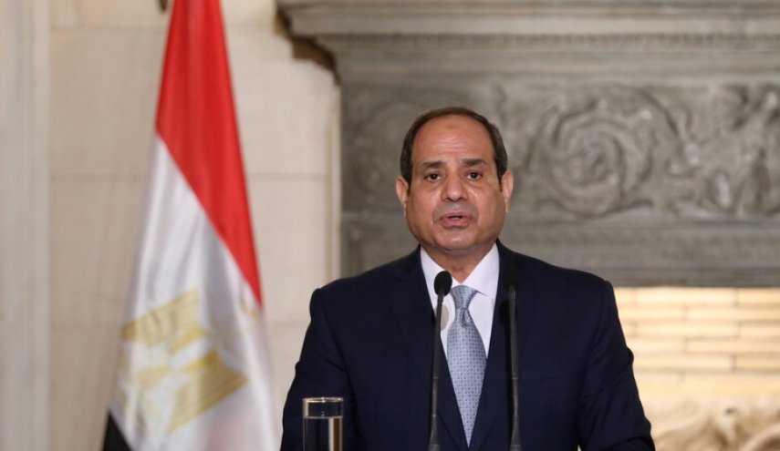 السيسي يتحدث عن 'مشروع سيحل أزمة في مصر لمدة 20 عاما'