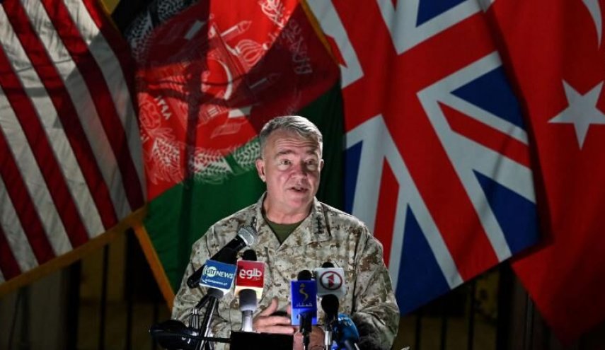 ادامه مداخله جویی آمریکا در افغانستان به بهانه حمایت از نیروهای افغان