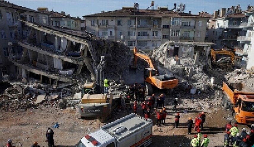 تركيا.. 6 ملايين منزل مهددة بالانهيار بسبب الزلازل