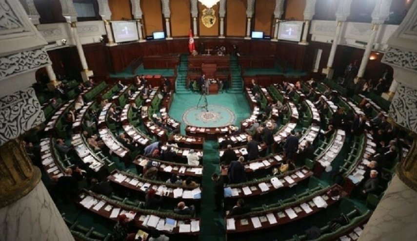 رئیس‌جمهور تونس مصونیت اعضای پارلمان را باطل کرد