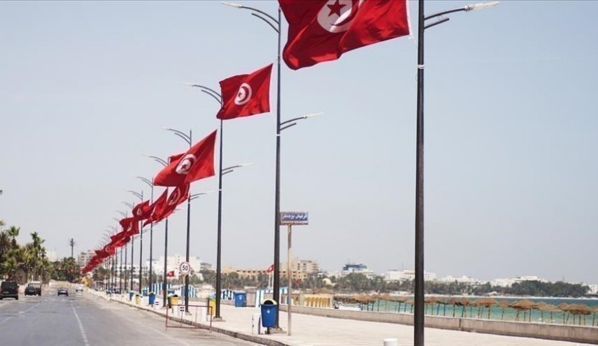 نائب تونسي يتقدم بمبادرة لحل الأزمة