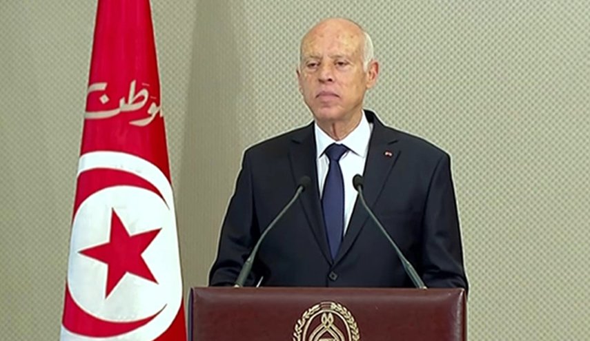 تونس... سعيّد يحذر من التوظيف السياسي لملف الهجرة غير الشرعية