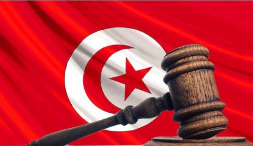 القضاء التونسي: تورط أكثر من 30 نائبا في قضايا شيكات بلا رصيد