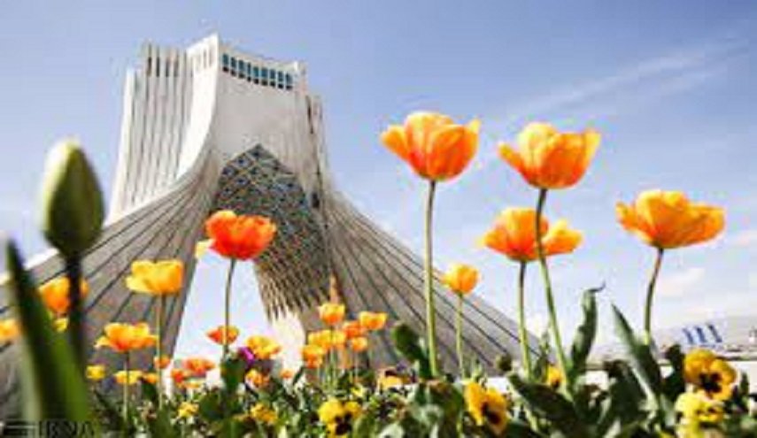 رئيسا برلماني زنجبار وتنزانيا یصلان إلى طهران