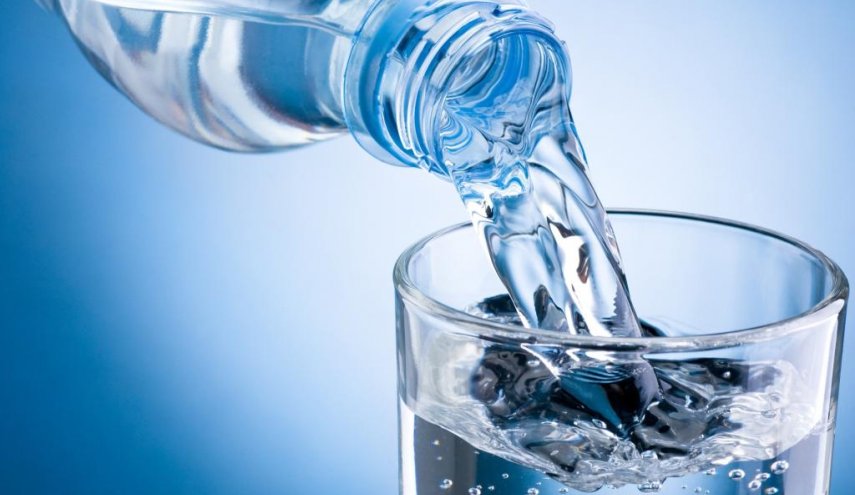 شرب 2 لتر من الماء كل يوم يساعد في التغلب على الإعياء والتعب