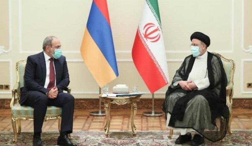 الرئيس الايراني يستقبل رئيس الوزراء الارميني