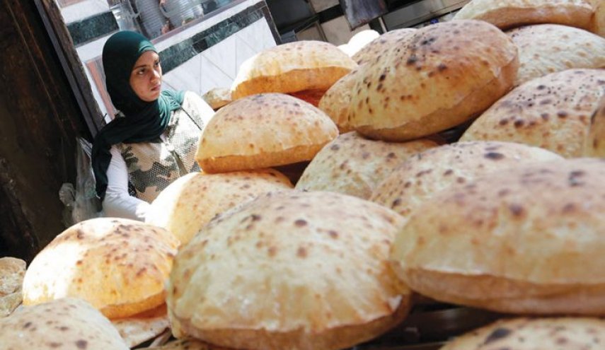  مصر ترفع سعر الخبز 300 بالمئة