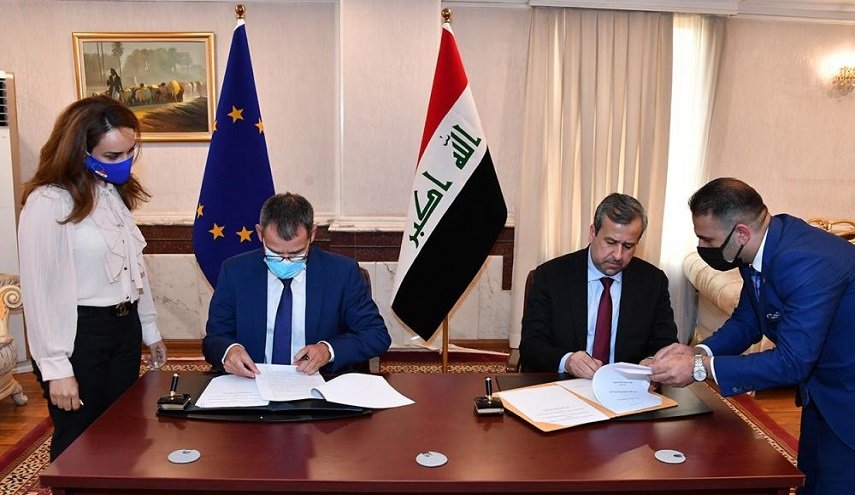 العراق يوقع مذكرة تفاهم مع الاتحاد الأوروبي لرصد الانتخابات