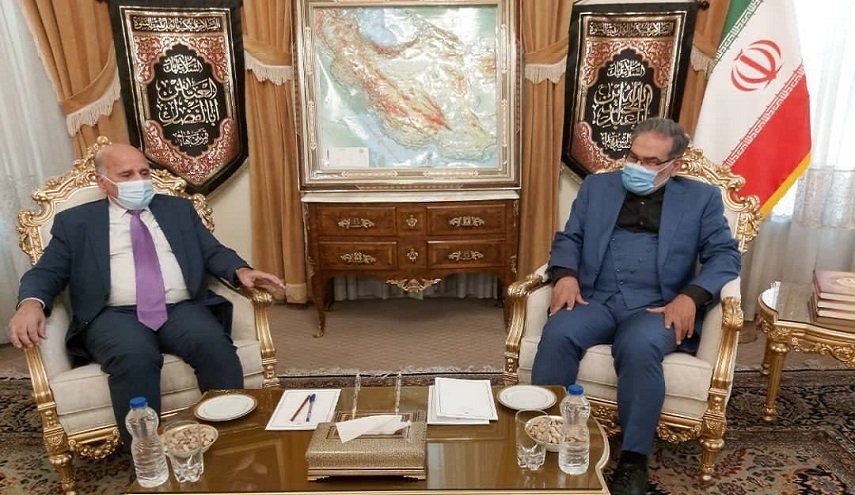 وزير خارجية العراق يلتقي علي شمخاني في طهران