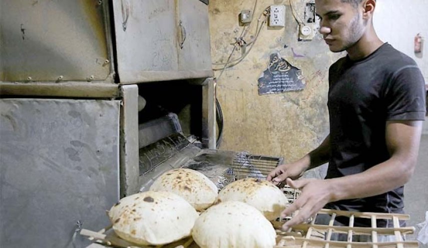 أحزاب مصرية ترفض زيادة سعر الخبز: تزيد من نسبة الفقراء