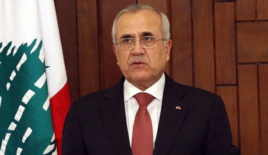 رئيس لبنان السابق: الفراغ الرئاسي أدى لانفجار المرفأ!