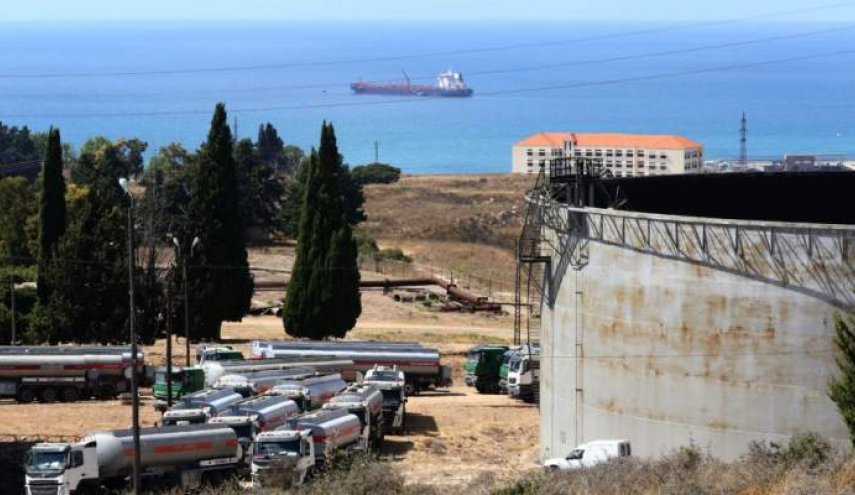 إلزامية تسليم كميات النفط المخزنة على سعر لبنان الرسمي 