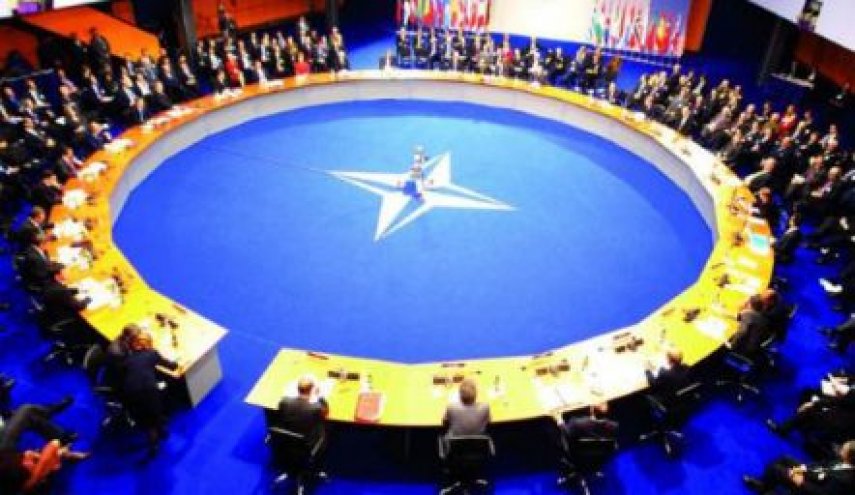 'الناتو' يعقد اجتماعا طارئا بشأن أفغانستان